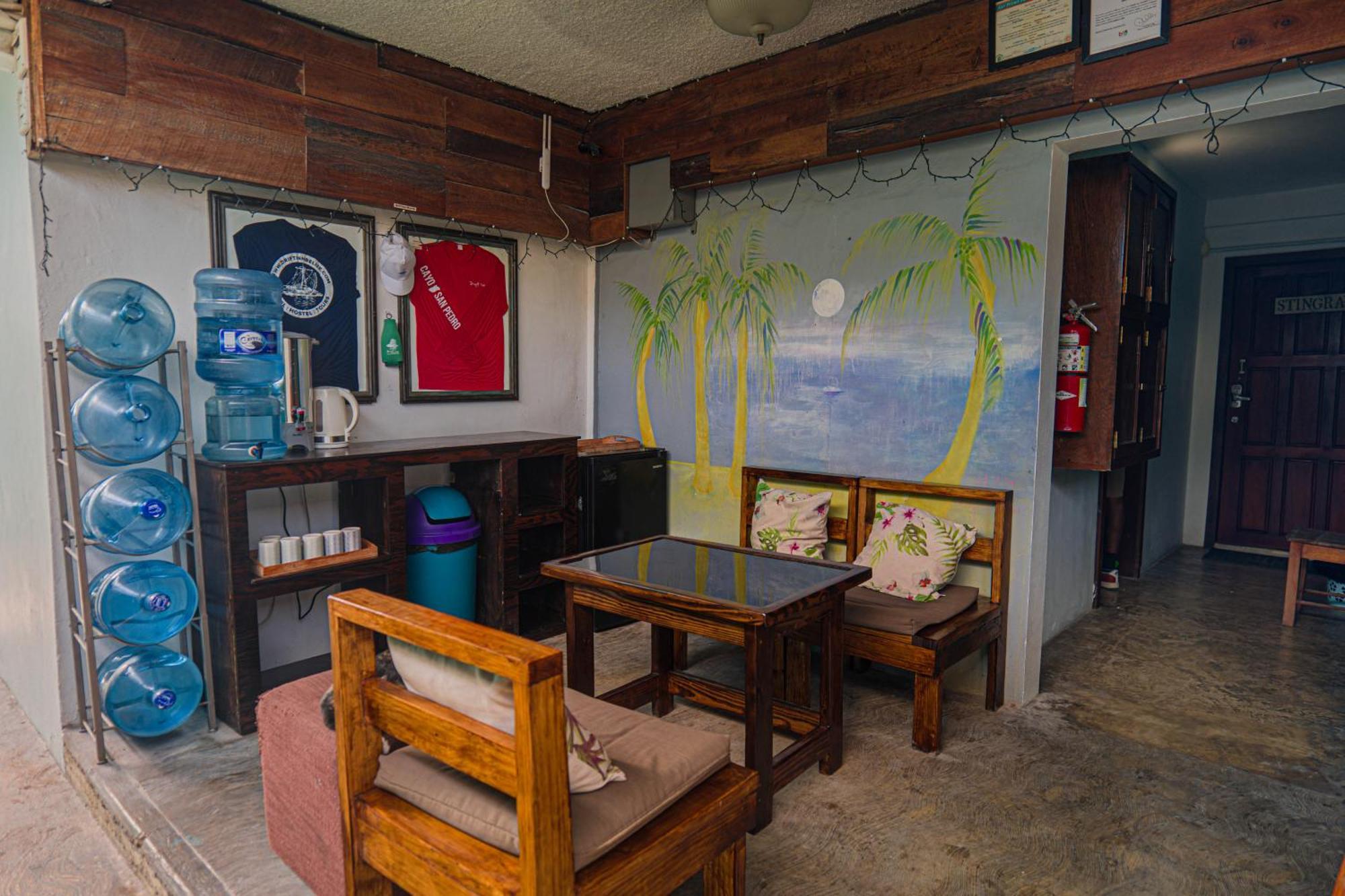 סן פדרו Drift Inn San Pedro מראה חיצוני תמונה